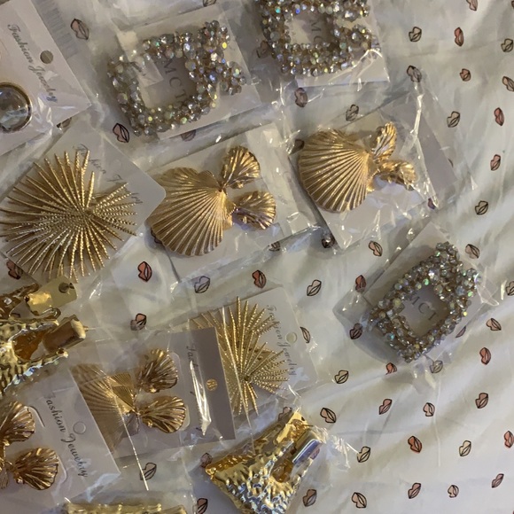 Lovely statement earrings - Picture 2 of 6